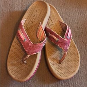 Sperry size 5 flip flops